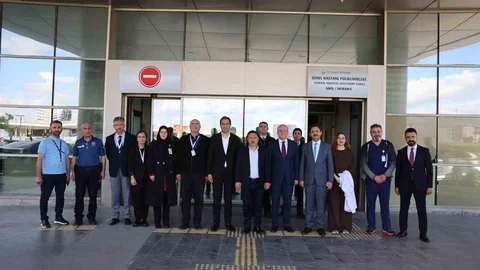 Kayseri'de Vali Çiçek'ten Bayram Ziyareti