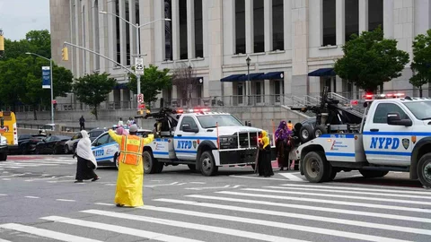 New York'ta Bayram Namazı Coşkusu