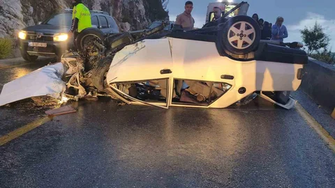 Muğla’da Takla Atan Araçta 5 Yaralı