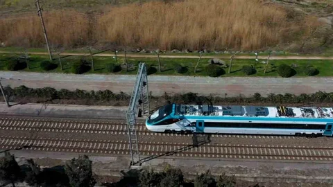 Milli Elektrikli Hızlı Tren, 240 km'ye ulaştı