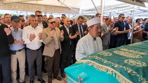 CHP Lideri Özgür Özel'in Amcası Vefat Etti