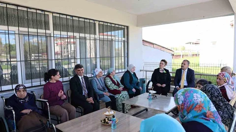 Ağrı'da Bayram Ziyareti Yapıldı