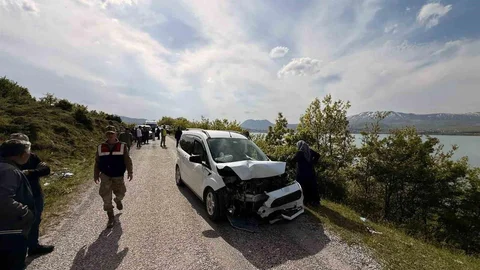 Tatvan'da Trafik Kazası: 6 Yaralı
