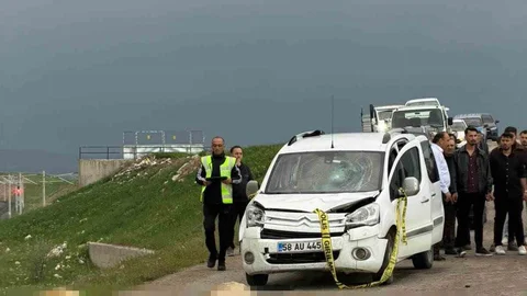 Sivas’ta Ticari Araç Kazası