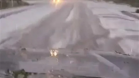 Dolu Yağışı Bursa'yı Beyaza Bürüdü