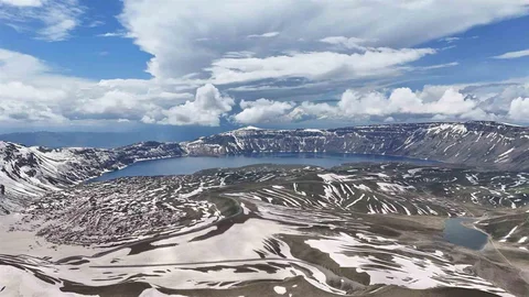 Bitlis'te İki Mevsim Bir Arada Yaşanıyor