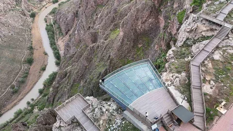 Sivas'ta Yüksek Cam Teras Heyecanı