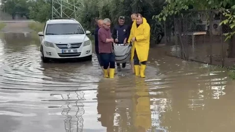 Osmaniye'de Sel Kurtarma Operasyonu