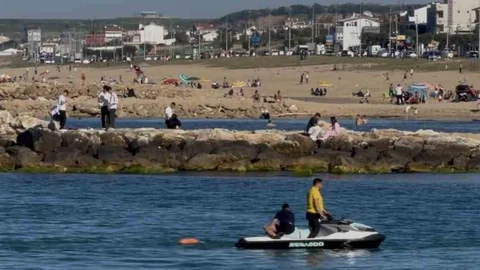 Karaburun Sahili'nde Boğulma Tehlikesi