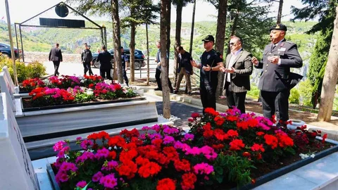 Bilecik'te Şehitlik Ziyareti Yapıldı