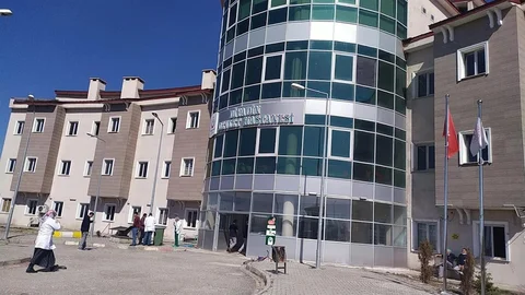 Diyadin'de Kurban Kazası: 8 Yaralı