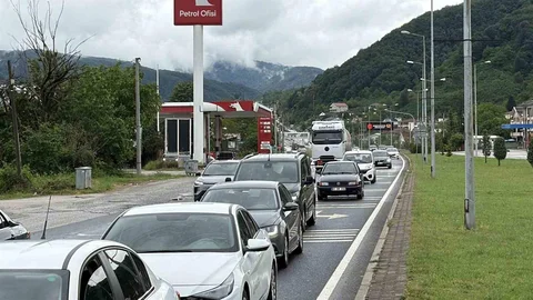 Düzce'de Bayram Dönüş Yoğunluğu Başladı
