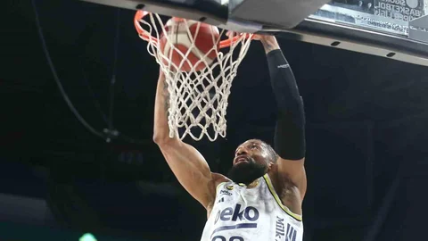 Fenerbahçe Yarı Finale Yükseldi