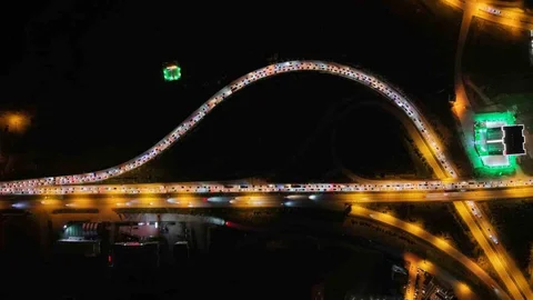 Kırıkkale'de Kilometrelerce Trafik Kuyruğu Oluştu
