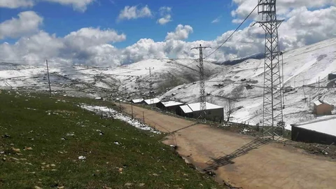 Doğu Karadeniz Yaylalarına Kış Geldi