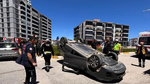 Elazığ'da Trafik Kazası: 2 Yaralı