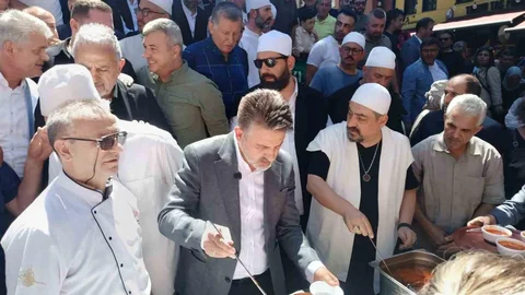 Bursa'da Asırlık Köfteli Çorba Geleneği Sürüyor