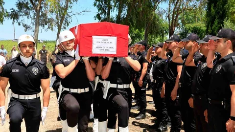 Adana'da Şehit Aydın Üyenarık Uğurlandı