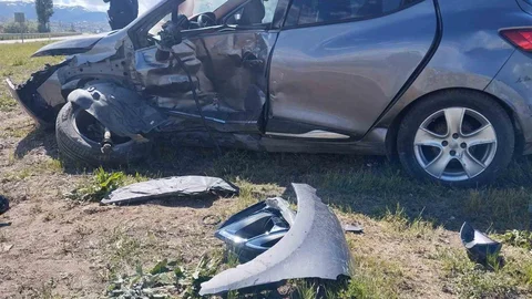 Sivas'ta Trafik Kazası: 4 Yaralı