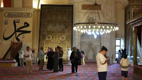 Edirne’de Kabe Taşı ve Örtüsüne Yoğun İlgi