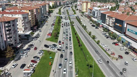 Çorum'da Bayram Dönüşü Trafik Yoğunluğu