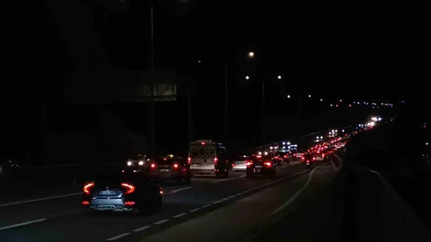 Tekirdağ-İstanbul Yolunda Dönüş Yoğunluğu