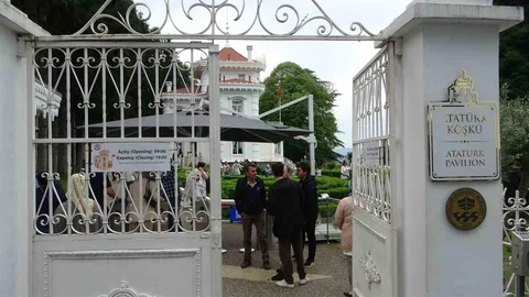Trabzon'da Bayram Ziyareti Yoğunluğu