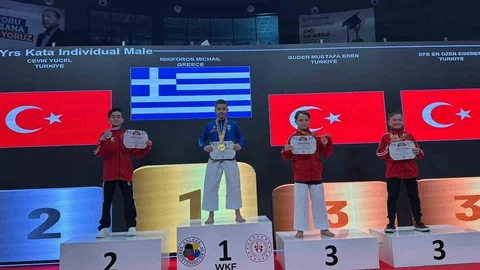 Yücel Çevik Düzce'yi Gururlandırdı