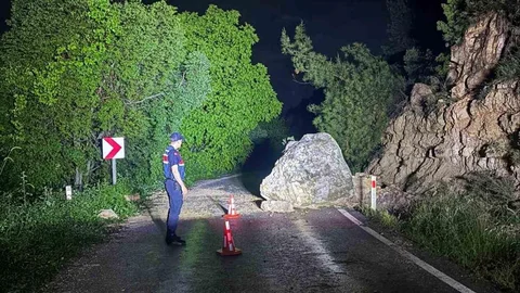 Bilecik'te Kaya Düşmesi Olayı