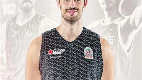 Aliağa Petkimspor Yiğit Onan'ı Transfer Etti