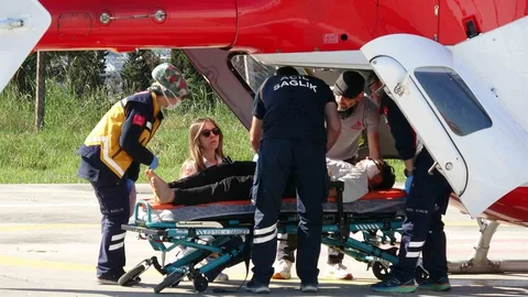 Samsun'da Baltayla Yaralanan Çocuğa Helikopterle Yardım Geldi