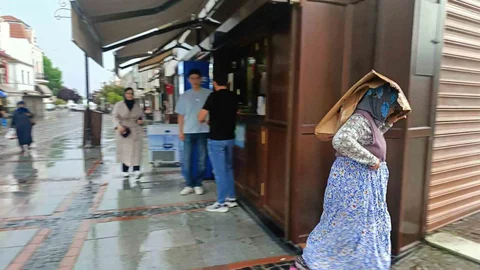Edirne'de Sağanak Yağış Sorun Yarattı