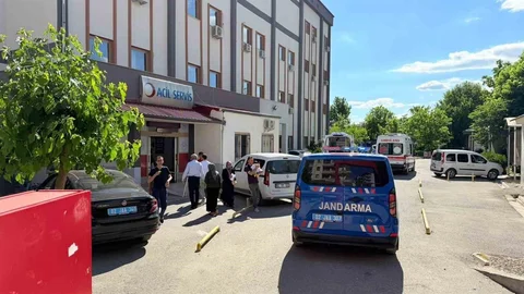 Kuzenini Silahla Yaraladı