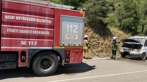 Hatay'da Otomobil Yangını