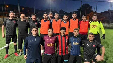 Tavşanlı'da Futbol Turnuvasının Şampiyonu Derbent Oldu