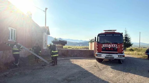 Eskişehir'de Müzikholda Yangın Çıktı