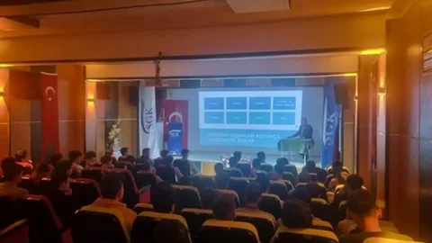 Bayburt'ta Öğrencilere Sosyal Güvenlik Eğitimi Verildi