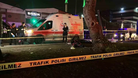 Mersin'de 4 Kişinin Ölümüyle Sonuçlanan Kaza