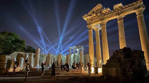 Gece Müzeciliği Uygulaması Sürüyor