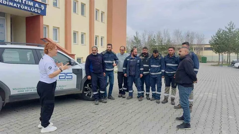 Erzurum'da Güvenli Sürüş Eğitimi Veriliyor