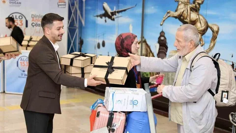 Hacılar Samsun’da Coşkuyla Karşılandı