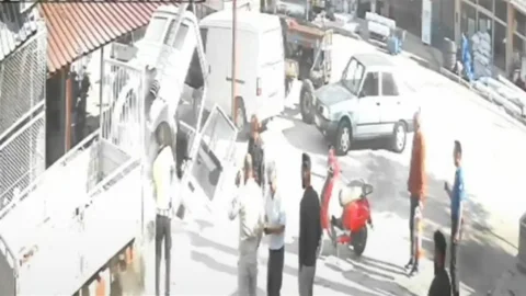 Burdur Tefenni'de Yangın Söndürüldü