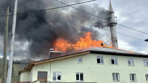 Kastamonu'da Cami Yangını
