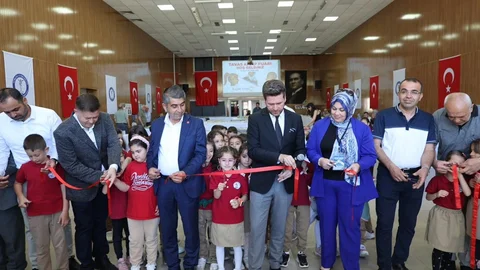 Tavas'ta Kitap Fuarı Başladı