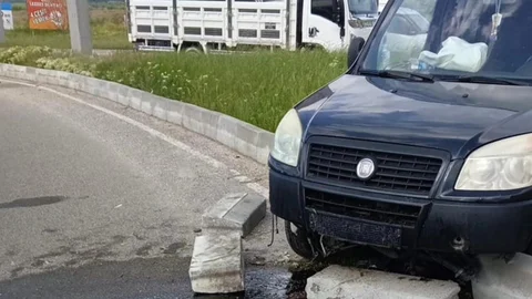 Bolu'da Hafif Ticari Araç Kazası