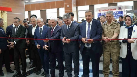 Gaziantep'te Sanat Sergisi Açıldı