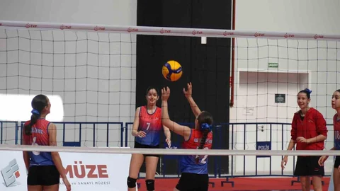 Eskişehir'de Voleybol Şampiyonası Açılışı