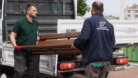 Kestel'de Kent Mobilyaları Üretimi Artıyor