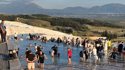Pamukkale Bayramda 113 Bin Ziyaretçi Ağırladı