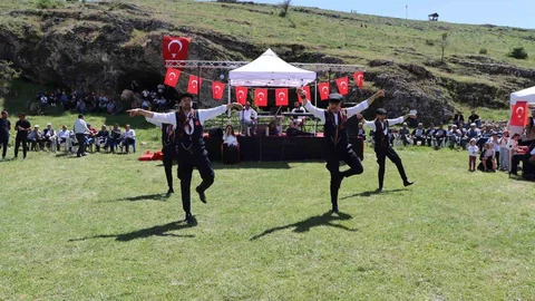 Eskişehir’de Bahar Şenliği Coşkusu